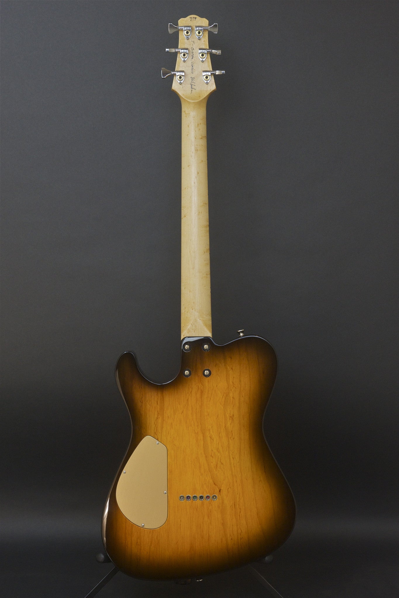 tobacco finish guitar Brown paired with a central maple block that enhances sustain and feedback control while maintaining the characteristic tonal openness of the ES DIY Guitar Stain - Tobacco